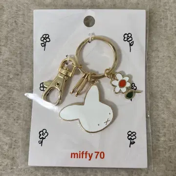 퍼스트 미피 참 70주년 꽃
