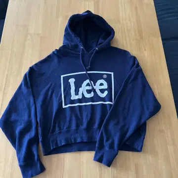 Lee 네이비 크롭 후드티