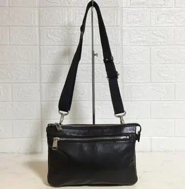 no37459 우루티마 도쿄 천연 가죽 가죽 숄더 백