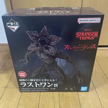 STRANGER THINGS 데모고르곤 피규어