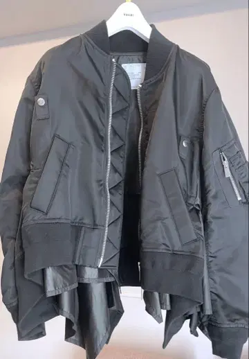 미사용 sacai MA-1 블랙 24-07517