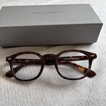 KANKEO OPTICAL 갈색 안경 케이스 포함