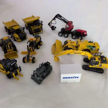 Komatsu 건설기계 미니카 세트 9대