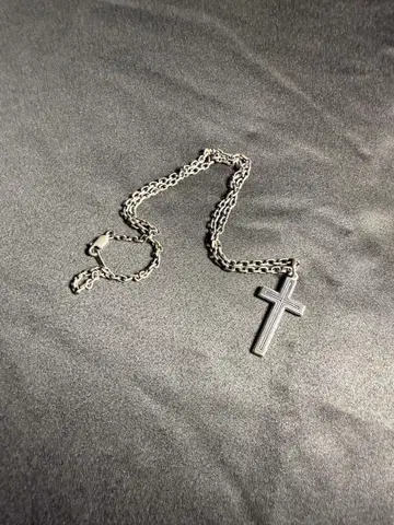 AFFA 십자가 목걸이