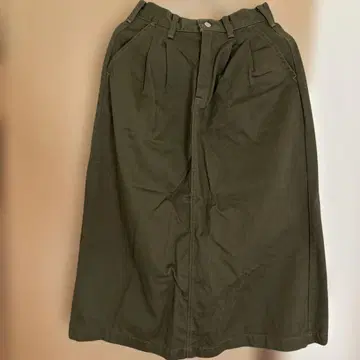 Lee 올리브색 롱 스커트