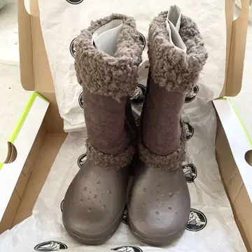 레어 crocs 어그 부츠 24cm 브라운