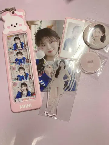 NiziU 미이히 트레이딩 카드 캔 배지 아크릴 스탠드 키링