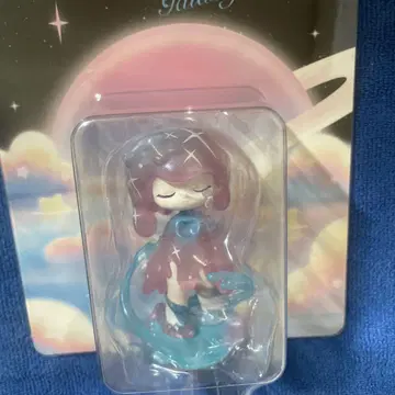 Pop Mart AZURA White Night Galaxy 피규어