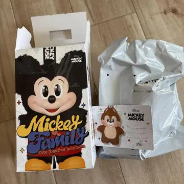 POPMART 미키 패밀리 칩