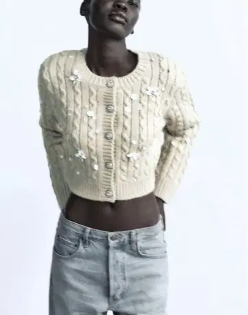 [ 미사용 완판템 ] ZARA 크림색 케이블 니트 스웨터 M