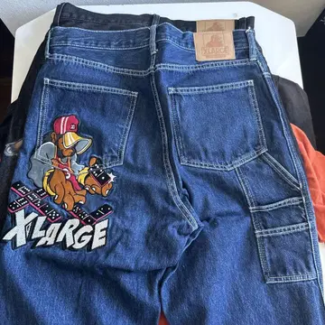 XLARGE 자수 캐릭터 포함 데님 팬츠 32