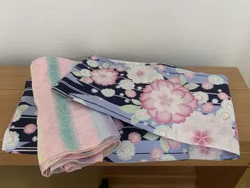[새상품급] 네이비 바탕 꽃무늬 유카타 + 오비 + 끈 등 일괄 세트