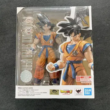 SON GOKU SUPER HERO 피규어
