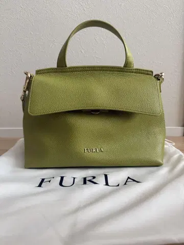 새상품급 FURLA 핸드백