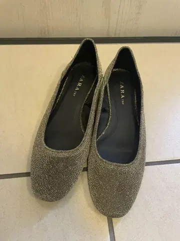 ZARA 새상품 37 골드 라메 로우 펌프스 플랫 슈즈 자라