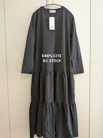 SIMPLICITE B.C STOCK 저리 티어드 원피스 새상품