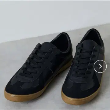 MILITARY TRAINER / 밀리터리 트레이닝복