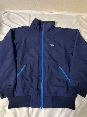 단종 파타고니아 쉘드 신틸라 네이비 가격 인하 불가