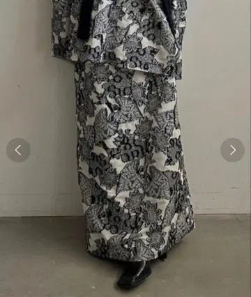 Ameri UND BOTANICAL JACQUARD SKIRT