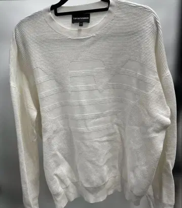 EMPORIO ARMANI 화이트 니트 S Y353