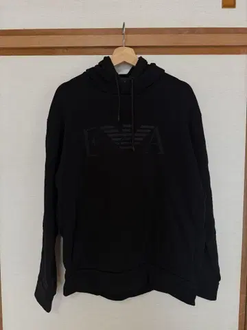 ARMANI 블랙 후드티