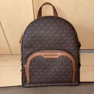 MICHEAL KORS 브라운 백팩