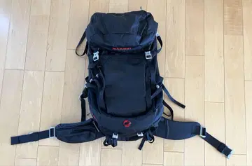 Mammut Lithium Crest 40+7L 블랙 등산 백팩 새상품급
