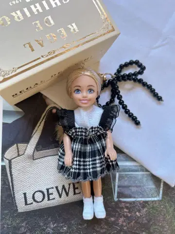 바비 마텔사 정품 스트랩 참 키링 한국 인형