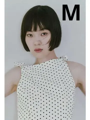 컨디션 최상 완판템 ZARA 자라 도트 무늬 페플럼 리본 상의 화이트 M