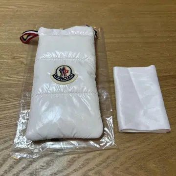 Moncler 화이트 안경 케이스
