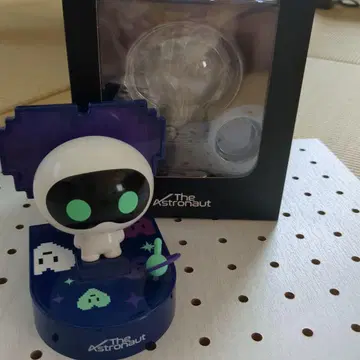 BTS WOOTTED FIGURE JIN Astronaut