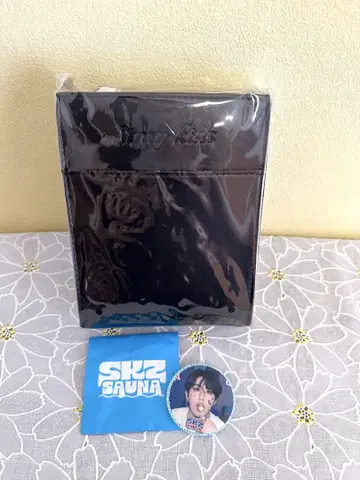 straykids 가죽 숄더백 Produced HAN 과 캔뱃지