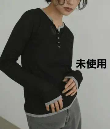 미사용 hellam 배색 헨리넥 시어 탑 블랙