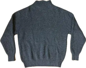 Nonnotte triangle turtleneck pullover