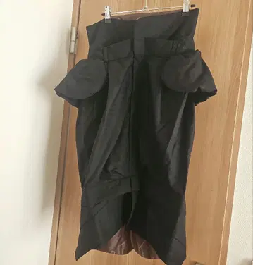 [ 미사용 새상품 ] 메르시보쿠 mercibeaucoup, 블랙 스커트