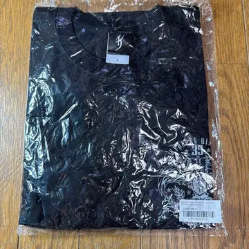 히무로 쿄스케 decade from naked 티셔츠