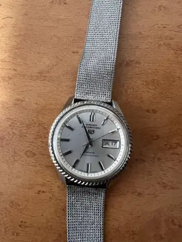 Seiko Sportmatic 5 Deluxe 수동 와인딩 시계 실버