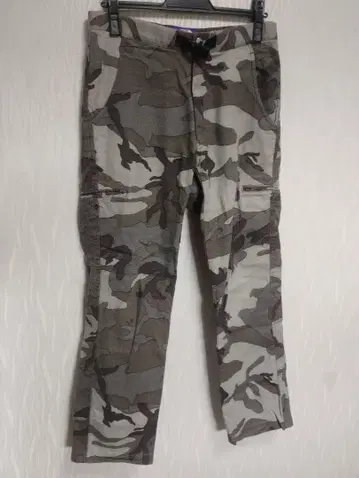 카고 팬츠 사이즈 30 THE NORTH FACE 카모 패턴