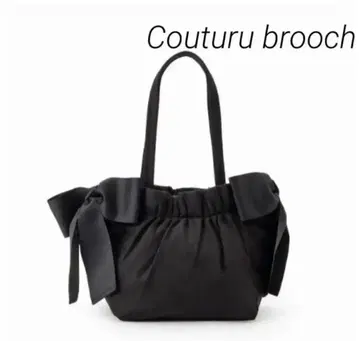 Couturu 브로치 블랙 리본 토트백