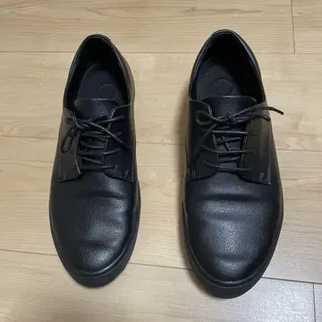 무인양품 블랙 가죽 신발