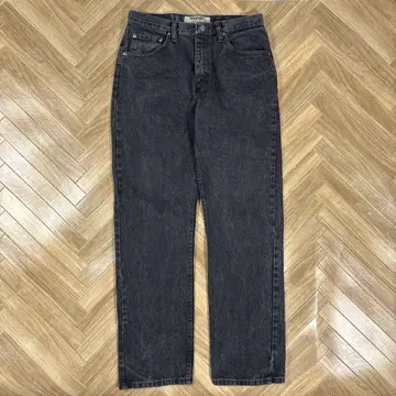 W31L32 랭글러 ZM200BK 스트레이트 청바지 블랙 데님