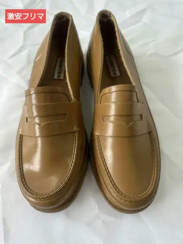 Hunter 헌터 베이지 합성 피혁 로퍼