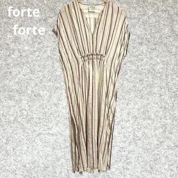 forte_forte 아이보리와 빨간색 스트라이프 V넥 드레스 원피스