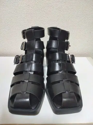 자라 샌들