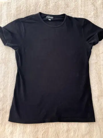EMPORIO ARMANI 블랙 T셔츠 L 사이즈