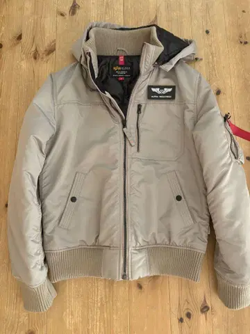 ALPHA INDUSTRIES 밀리터리 자켓 M 라이트 그레이
