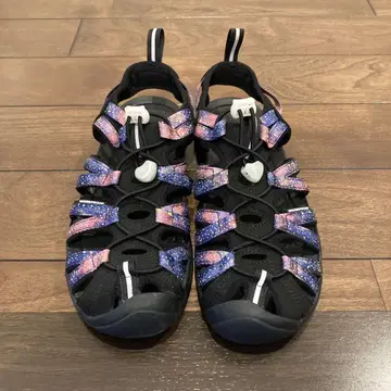 KEEN 샌들