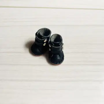 유명 작가님 미디 브라이스 아웃핏