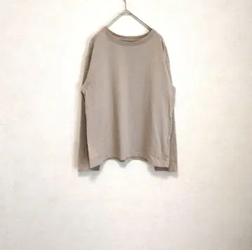 Heart Market 긴팔 베이지 티셔츠 하트 자수 F