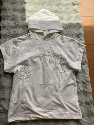 ZARA 화이트 꽃무늬 자수 후드 부착 후드티